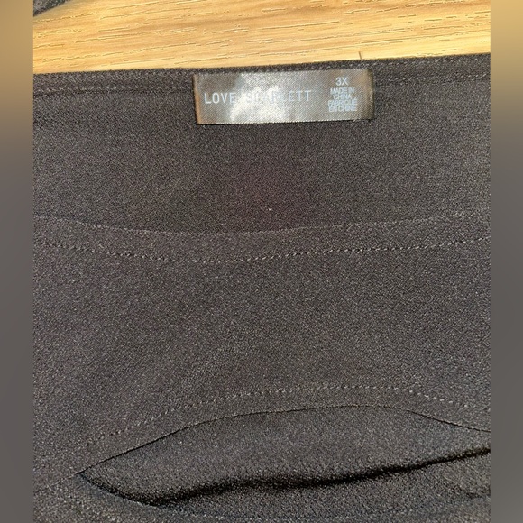 NWOT Love Scarlett Women's Black Keyhole Blouse with Sheer Sleeves Size 3X - Picture 7 of 7